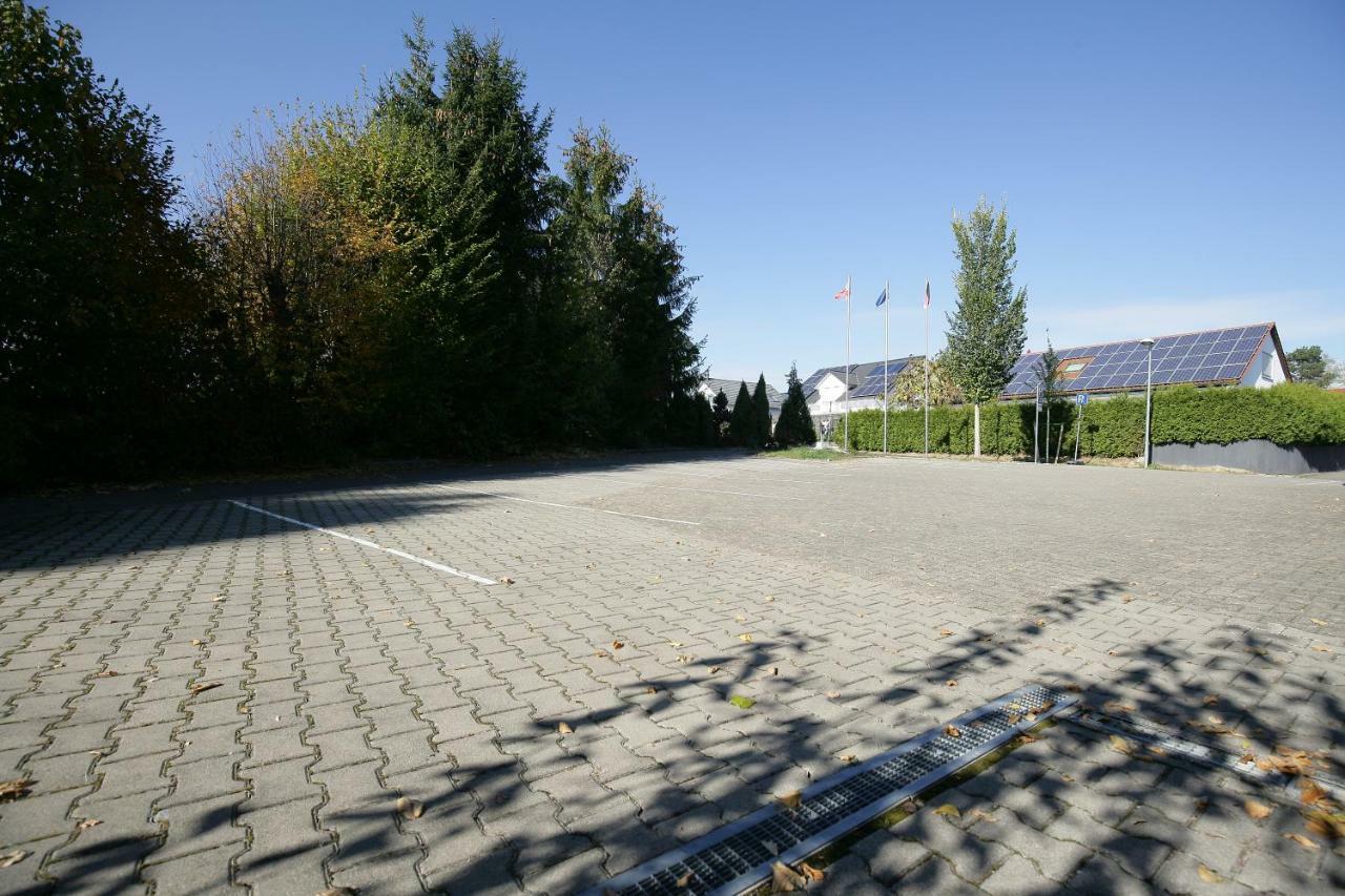 Apartments Am Baronenwald Goeppingen Luaran gambar